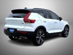 2020 XC40 Thumbnail 5