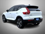 2020 XC40 Thumbnail 7