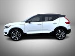 2020 XC40 Thumbnail 8