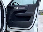 2020 XC40 Thumbnail 17