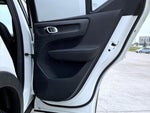 2020 XC40 Thumbnail 18