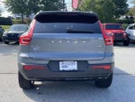 2021 XC40 Thumbnail 4