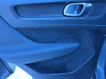 2020 XC40 Thumbnail 16