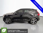 2021 XC40 Thumbnail 4