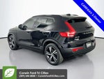 2021 XC40 Thumbnail 9