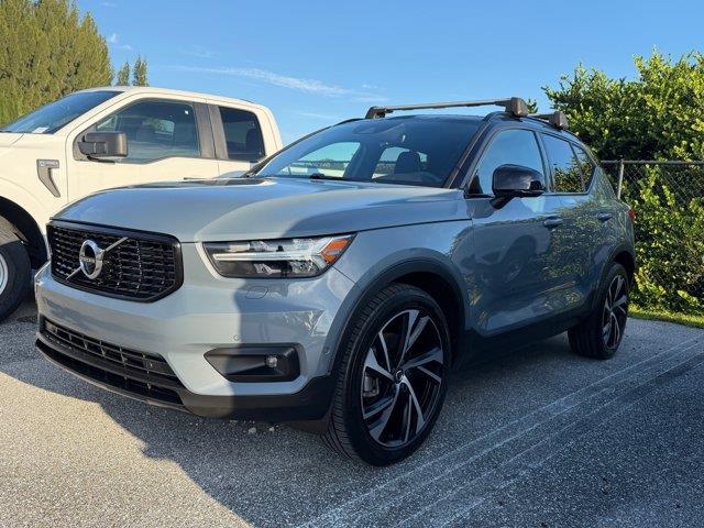 2021 Volvo XC40 - $21,000