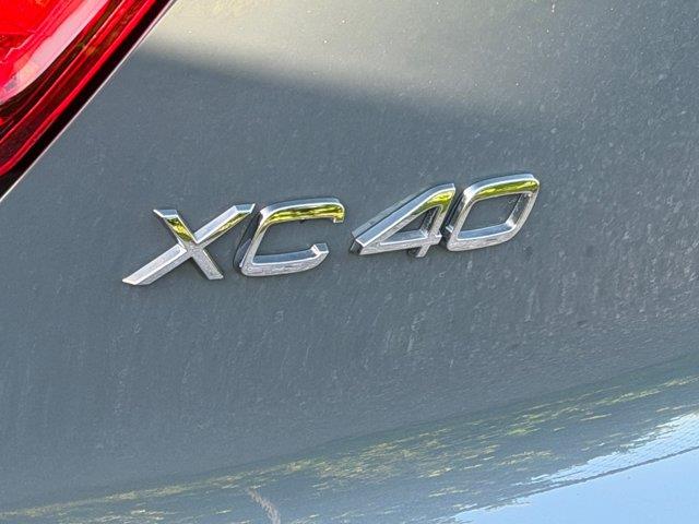 2021 Volvo XC40 - $21,000