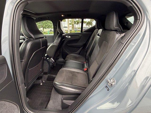 2021 Volvo XC40 - $21,000