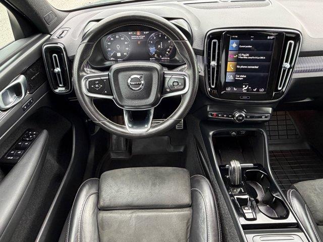 2021 Volvo XC40 - $21,000