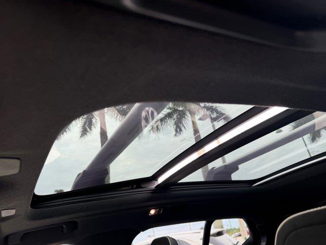 2021 Volvo XC40 - $21,000