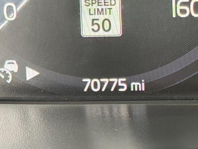2021 Volvo XC40 - $21,000