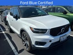 2019 XC40 Thumbnail 2