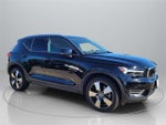 2019 XC40 Thumbnail 9