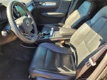 2019 XC40 Thumbnail 15