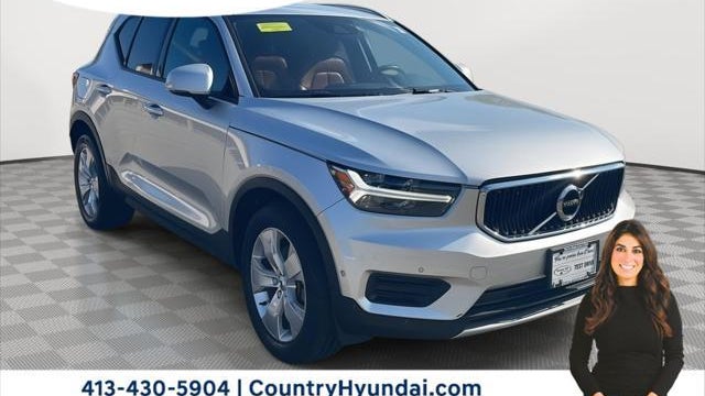 Preowned 2019 Volvo XC40 T5 Momentum for Sale