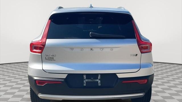 2019 Volvo XC40 T5 Momentum