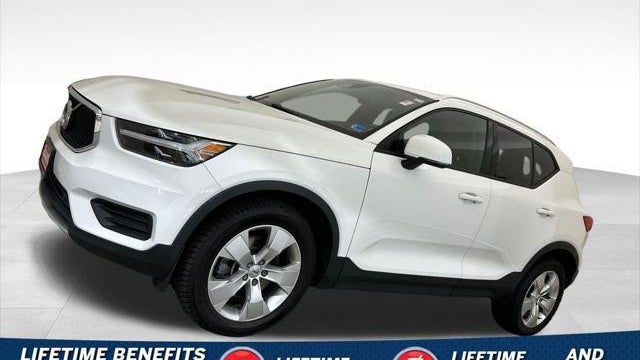 Preowned 2019 Volvo XC40 T5 Momentum for Sale