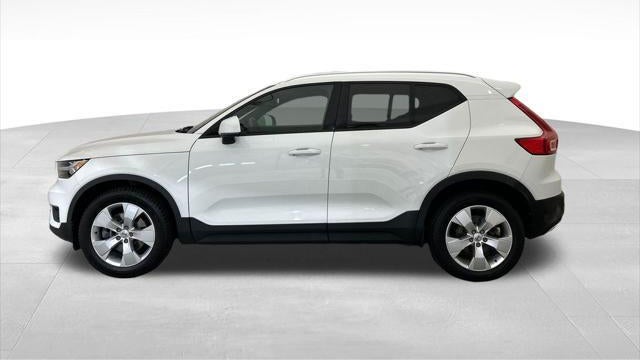 2019 Volvo XC40 T5 Momentum