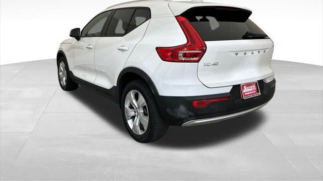 2019 Volvo XC40 T5 Momentum
