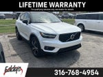 2019 XC40 Thumbnail 1