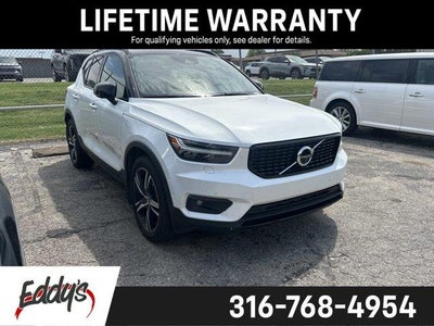 2019 Volvo XC40 AWD T5 Momentum 4DR SUV