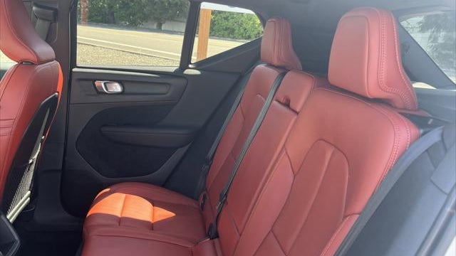 2019 Volvo XC40 T5 Momentum