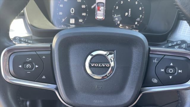 2019 Volvo XC40 T5 Momentum
