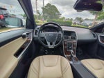 2015 XC60 Thumbnail 24