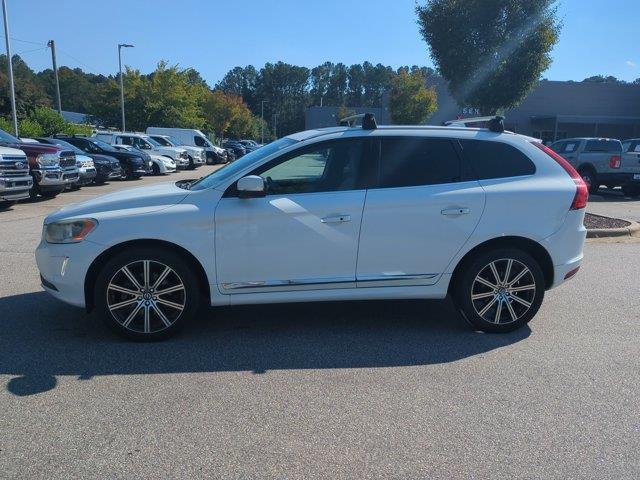 2015 Volvo XC60 - $8,995
