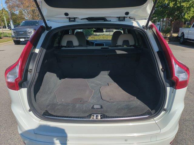 2015 Volvo XC60 - $8,995