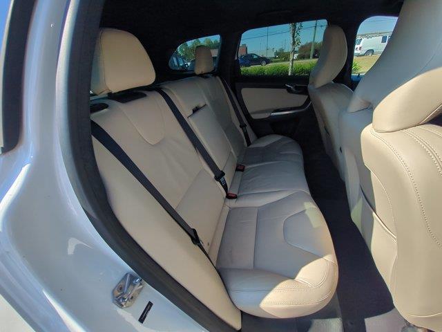2015 Volvo XC60 - $8,995
