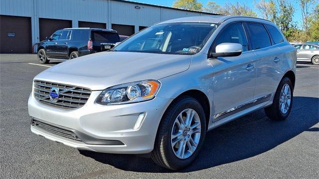 2016 Volvo XC60 T5 Drive-E Premier