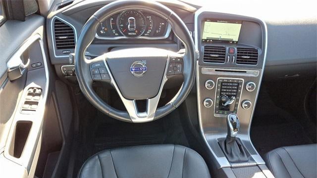 2016 Volvo XC60 T5 Drive-E Premier