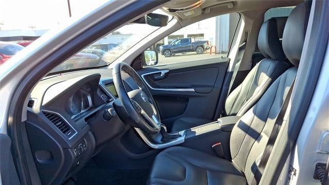 2016 Volvo XC60 T5 Drive-E Premier