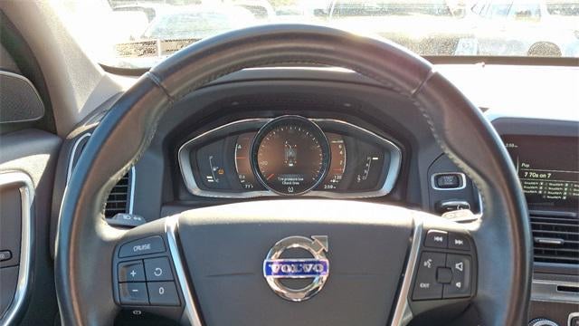 2016 Volvo XC60 T5 Drive-E Premier