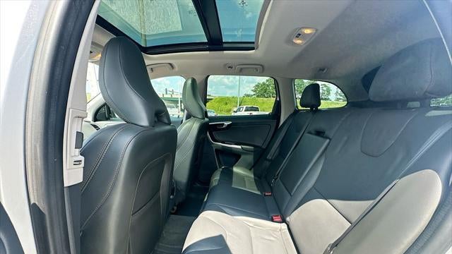 2017 Volvo XC60 T5 Dynamic