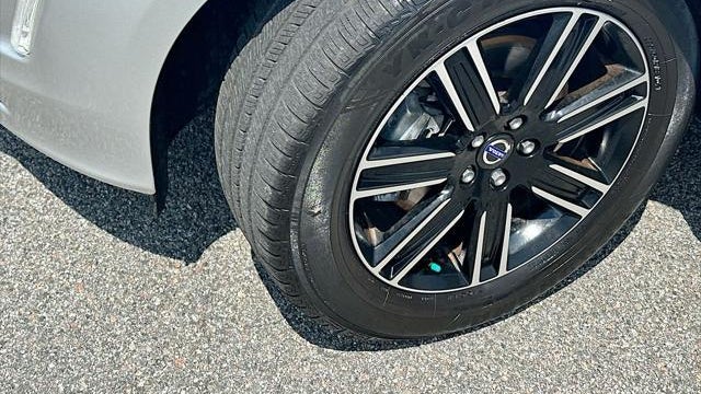 2017 Volvo XC60 T5 Dynamic