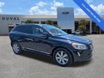 2017 XC60 Thumbnail 2