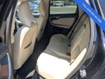 2017 XC60 Thumbnail 15