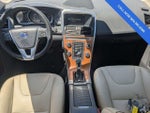2017 XC60 Thumbnail 16