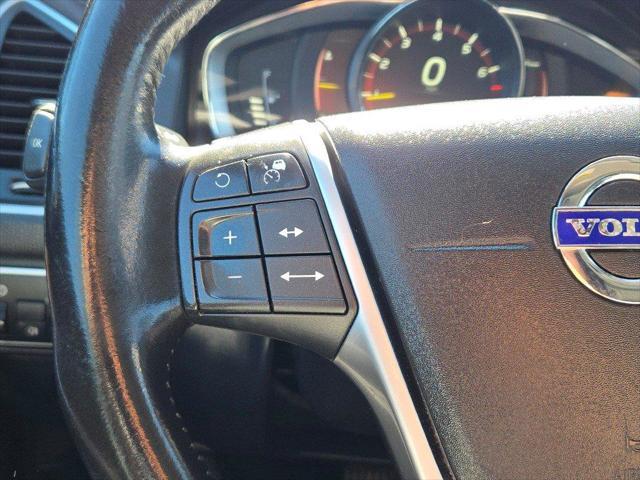 2017 Volvo XC60 - $13,996
