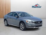 2018 S60 Cross Country Thumbnail 1