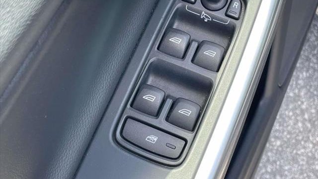 2018 Volvo S60 Cross Country T5 Platinum