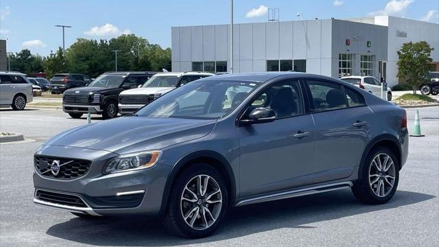 2018 Volvo S60 Cross Country T5 Platinum