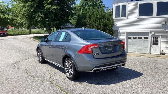 2018 Volvo S60 Cross Country T5 Platinum