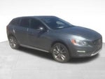 2018 V60 Cross Country Thumbnail 6