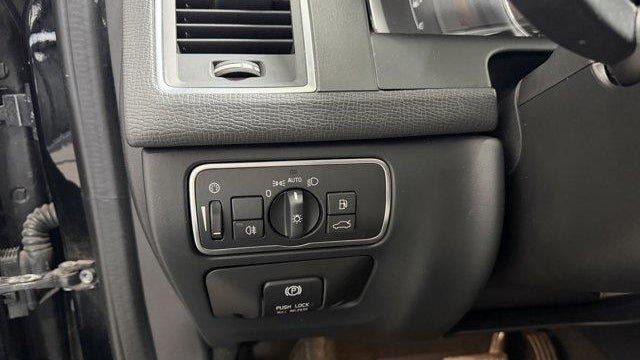 2015 Volvo XC60 T6 Drive-E Platinum