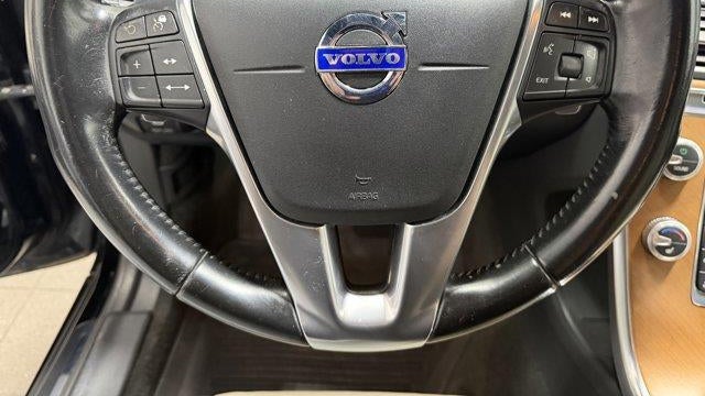 2015 Volvo XC60 T6 Drive-E Platinum