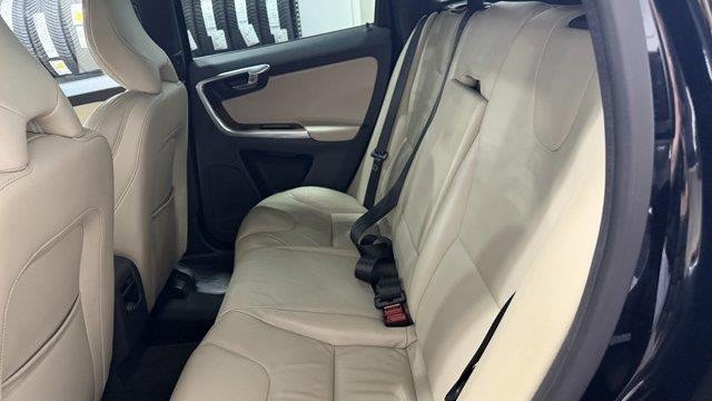 2015 Volvo XC60 T6 Drive-E Platinum