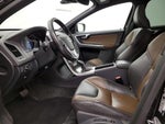 2016 XC60 Thumbnail 11
